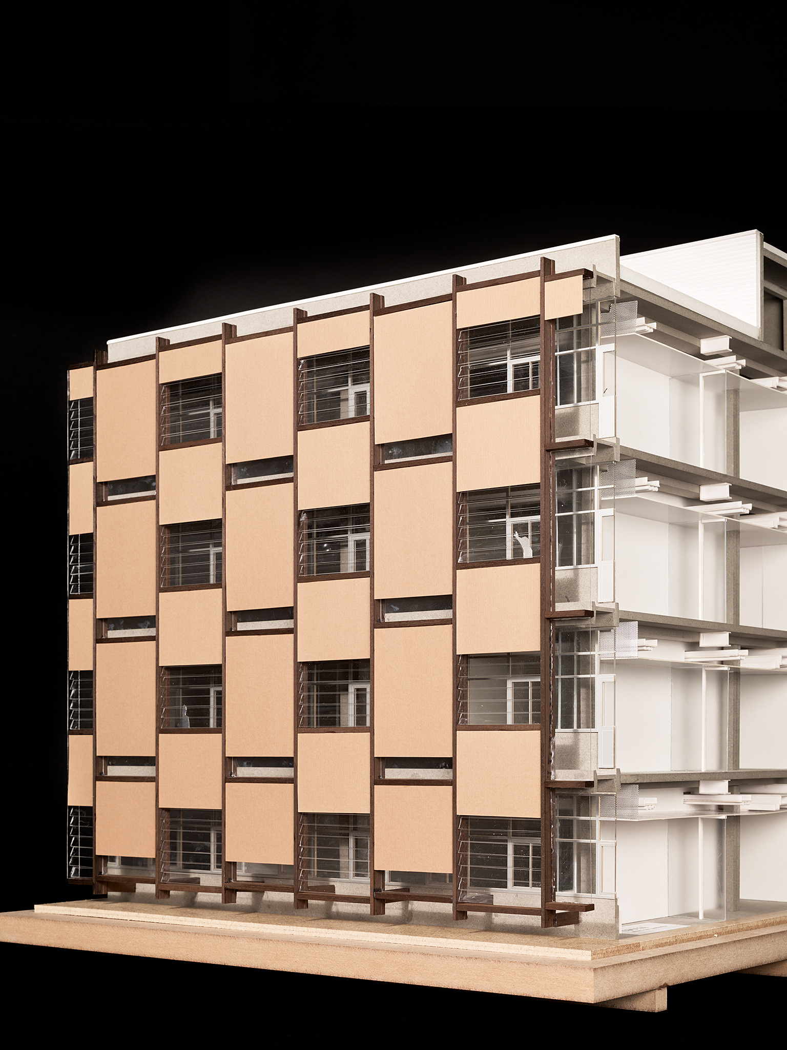 Maquettes Concours Renovation Amphipôle